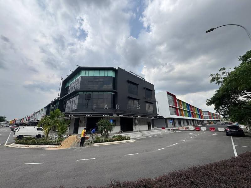 Shop / Office untuk Disewa di Bandar Dato Onn (Tebrau) - Amir Faris Rusli - Exterior - PropertyGuru.com.my