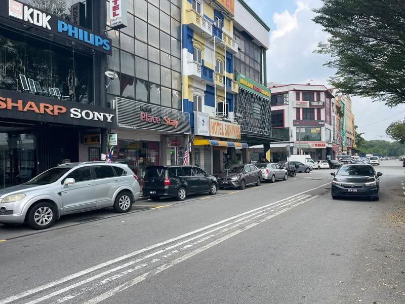 Shop for Rent in Taman Sungai Besi Indah (Seri Kembangan) - Alvin Tam - Exterior - PropertyGuru.com.my