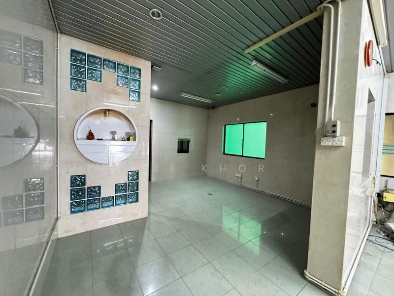 Shop for Rent in George Town (Penang) - Bebe Khor - Interior - PropertyGuru.com.my