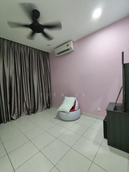Kondominium untuk Disewa di Sky Awani Residensi 1 - Tien Ee Yap - Bedroom - PropertyGuru.com.my