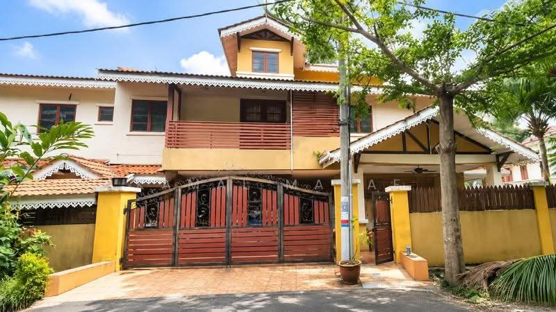 2.5-storey Terraced House for Sale in Ulu Kelang (Kuala Lumpur) - Kamal Manaf - Exterior - PropertyGuru.com.my