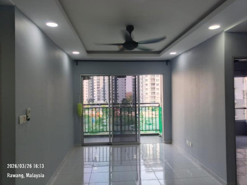 Pangsapuri untuk Dijual di Residensi Laguna Biru 2 - Tobey G - Living Room - PropertyGuru.com.my