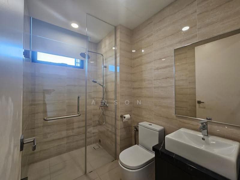 Kondominium untuk Dijual di Straits View 18 - Anson Chua - Bathroom - PropertyGuru.com.my