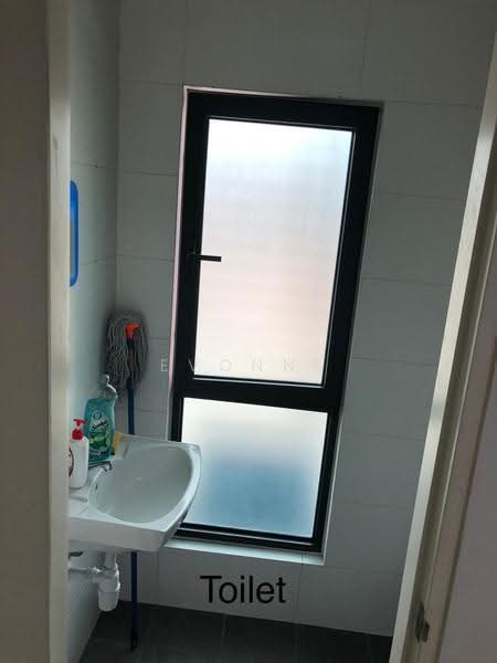 Shop / Office untuk Dijual di Tropicana (Selangor) - Evonne Yen - Bathroom - PropertyGuru.com.my