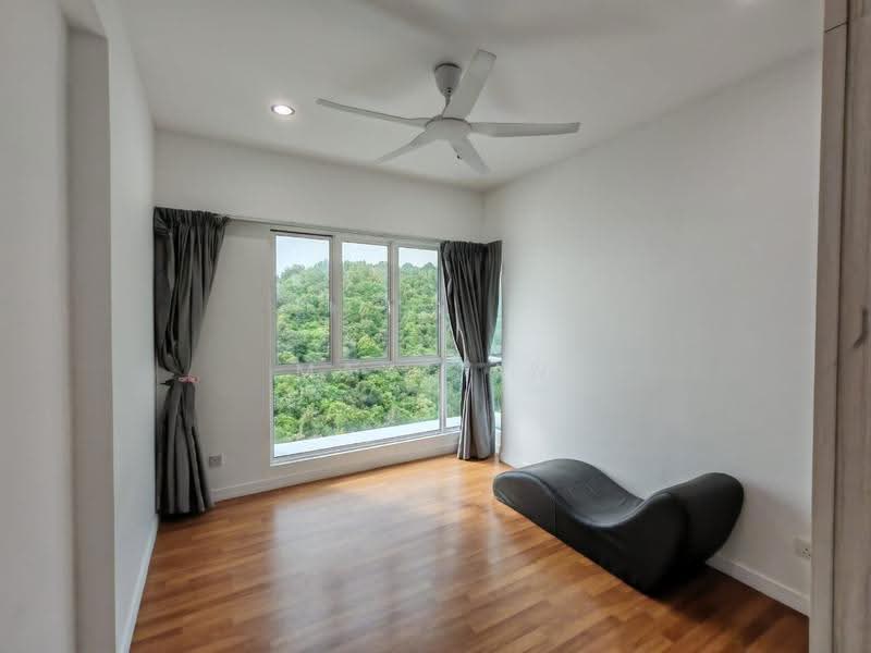 Kondominium untuk Dijual di Bayu Ferringhi Condominiums - May Tan - Bedroom - PropertyGuru.com.my