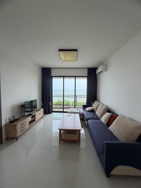 Pangsapuri untuk Disewa di Regalia Park @ Forest City - Alston Aw - Living Room - PropertyGuru.com.my