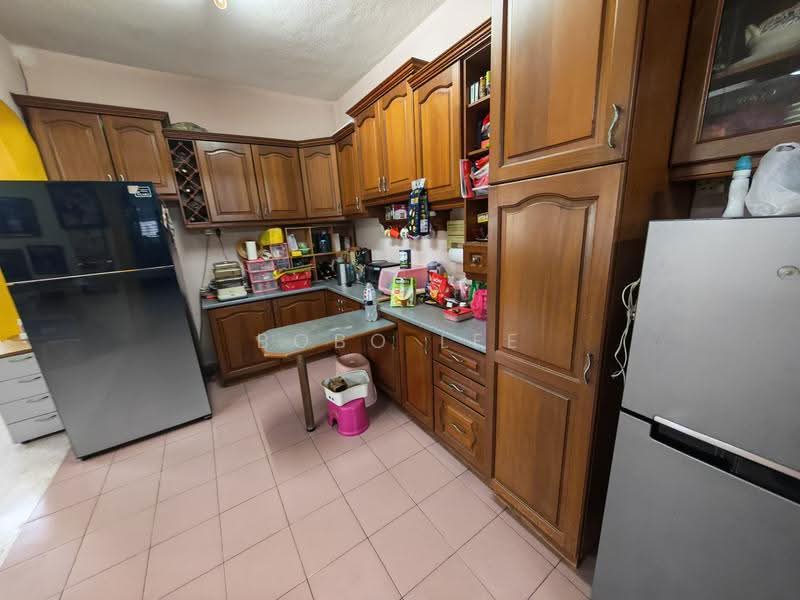 2-storey Terraced House for Sale in Taman Overseas Union (Taman Oug) (Jalan Klang Lama (Old Klang Road)) - Bobo Lee - Kitchen - PropertyGuru.com.my