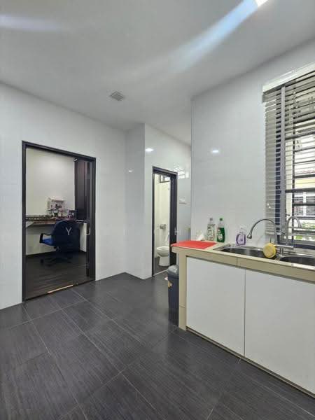 2.5-storey Terraced House for Sale in Taman Sri Intan (Johor Bahru) - Yuki Cheng - PropertyGuru.com.my