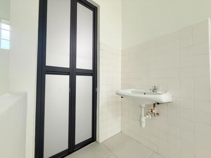 Terraced House for Sale in Bandar Country Homes (Rawang) - Dexter Chiew - PropertyGuru.com.my