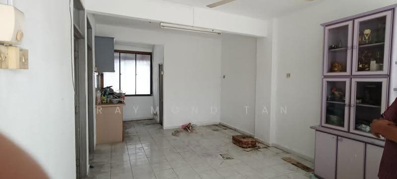 Rumah Flat untuk Dijual di Taman Terubong Jaya - Raymond Tan - Living Room - PropertyGuru.com.my