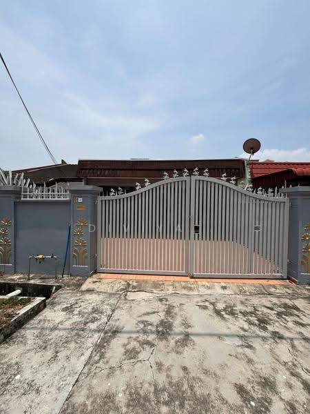 Rumah Teres 1-Tingkat untuk Dijual di Taman Dato Penggawa Barat (Tampoi) - Diviya . - Exterior - PropertyGuru.com.my