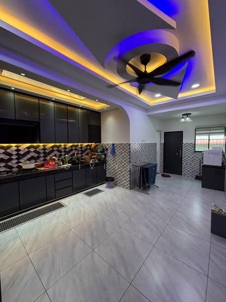 Rumah Teres 1-Tingkat untuk Dijual di Taman Dato Penggawa Barat (Tampoi) - Diviya . - Kitchen - PropertyGuru.com.my