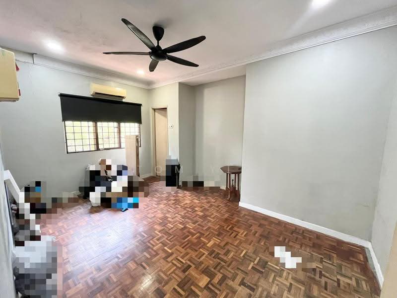 Bungalow House for Sale in Bandar Country Homes (Rawang) - Tom Yip - PropertyGuru.com.my