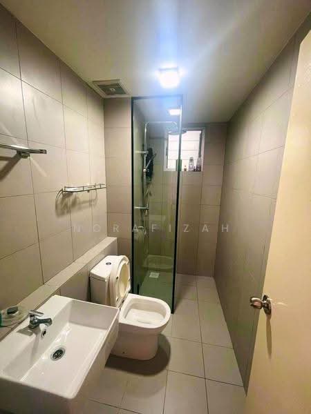 Condominium for Rent at Lakefront Homes - NoraFizah Gapar - Bathroom - PropertyGuru.com.my