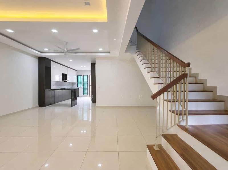 Rumah Teres 2-Tingkat untuk Dijual di Elmina (Shah Alam) - Tom Yip - Kitchen - PropertyGuru.com.my