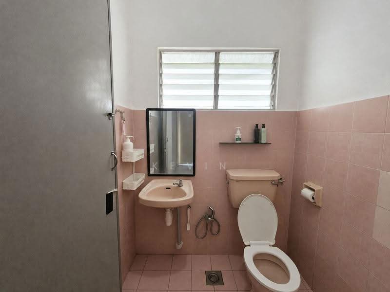 Apartment for Sale at Arcadia - Kevin Look - Bathroom - PropertyGuru.com.my