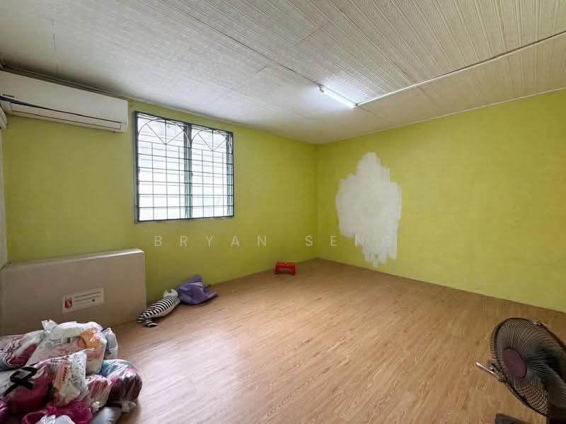 Rumah Teres 2-Tingkat untuk Dijual di Taman Muhibbah (Kulai) - Bryan Seng - PropertyGuru.com.my