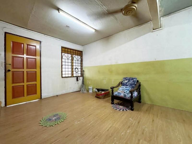 Rumah Teres 2-Tingkat untuk Dijual di Taman Muhibbah (Kulai) - Bryan Seng - PropertyGuru.com.my