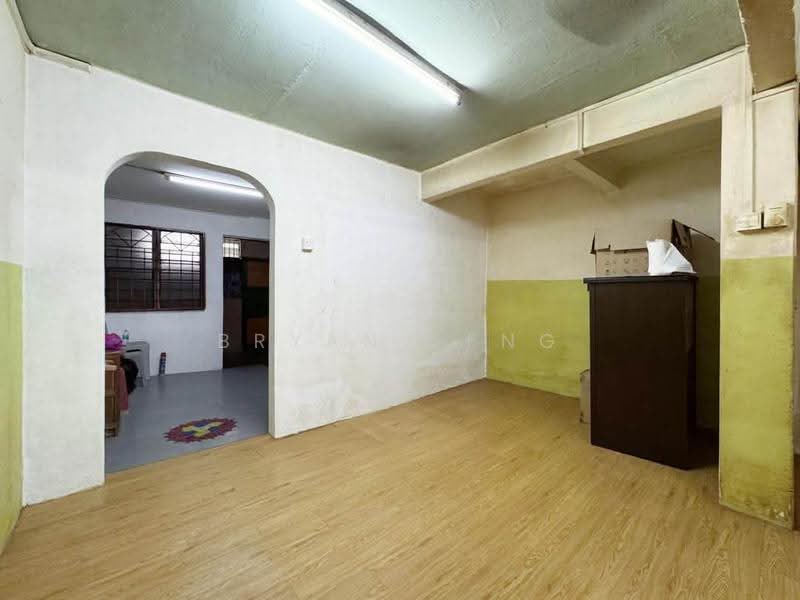 Rumah Teres 2-Tingkat untuk Dijual di Taman Muhibbah (Kulai) - Bryan Seng - PropertyGuru.com.my