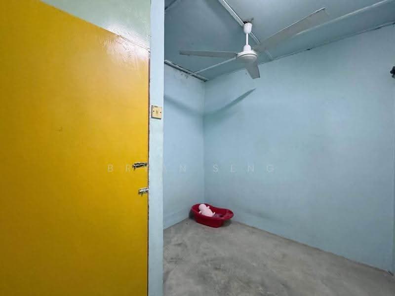 Rumah Teres 2-Tingkat untuk Dijual di Taman Muhibbah (Kulai) - Bryan Seng - PropertyGuru.com.my