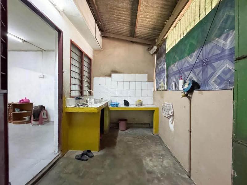 Rumah Teres 2-Tingkat untuk Dijual di Taman Muhibbah (Kulai) - Bryan Seng - PropertyGuru.com.my