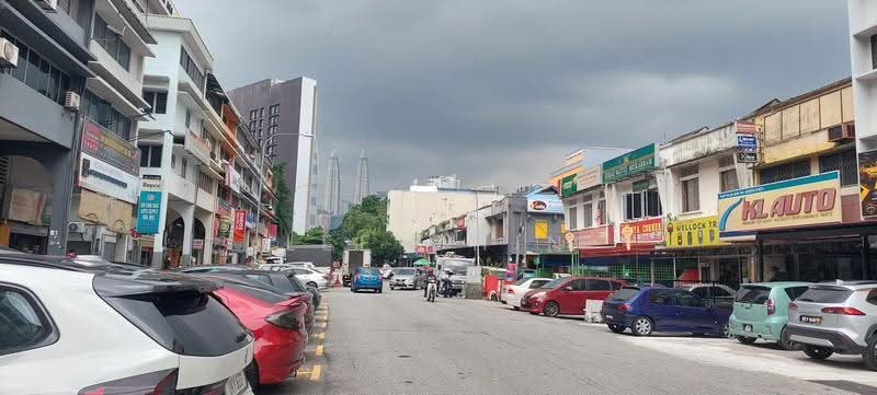 Shop / Office for Rent in Jalan Ipoh (Kuala Lumpur) - Lee Chin - Exterior - PropertyGuru.com.my