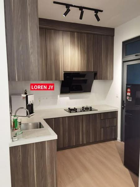Kondominium untuk Dijual di Queens Residences Q2 @ Queens Waterfront - Loren Jia Ying - Kitchen - PropertyGuru.com.my