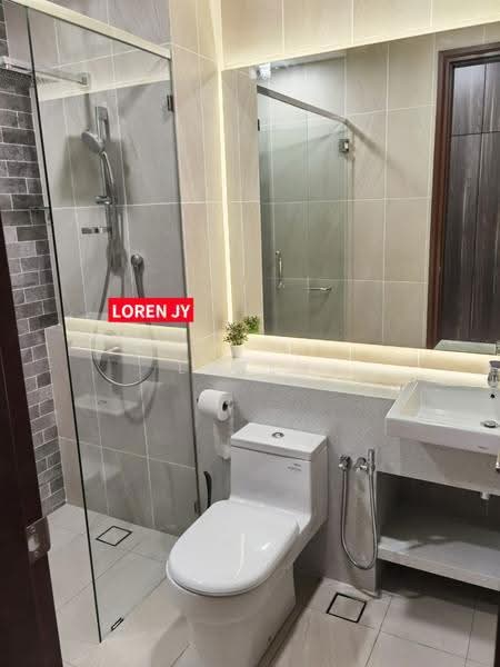 Kondominium untuk Dijual di Queens Residences Q2 @ Queens Waterfront - Loren Jia Ying - Bathroom - PropertyGuru.com.my