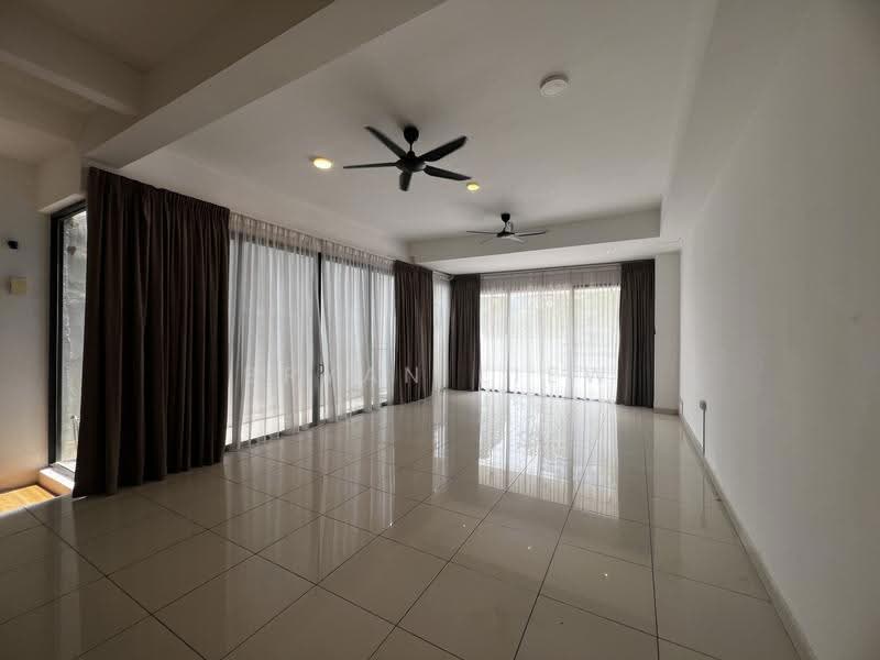 Rumah Teres untuk Disewa di Damansara Perdana (Selangor) - Bryan Liew - Living Room - PropertyGuru.com.my