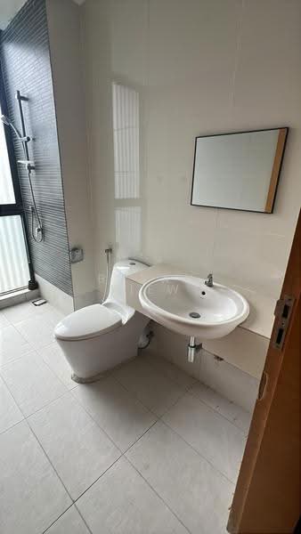 Rumah Teres untuk Disewa di Damansara Perdana (Selangor) - Bryan Liew - Bathroom - PropertyGuru.com.my