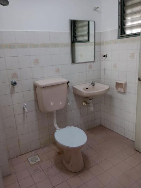 Rumah Teres 2-Tingkat untuk Dijual di Usj 3 (Subang Jaya) - Kevin Look - Bathroom - PropertyGuru.com.my