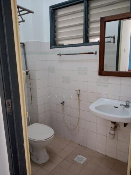 Rumah Teres 2-Tingkat untuk Dijual di Usj 3 (Subang Jaya) - Kevin Look - Bathroom - PropertyGuru.com.my
