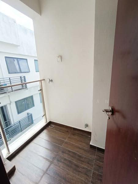 Condominium for Sale at Royal Strand @ Country Garden Danga Bay - Neilson Tan - Balcony - PropertyGuru.com.my
