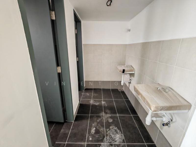 Shop / Office untuk Disewa di Bandar Permas Jaya (Masai) - Vincent Gian - Interior - PropertyGuru.com.my