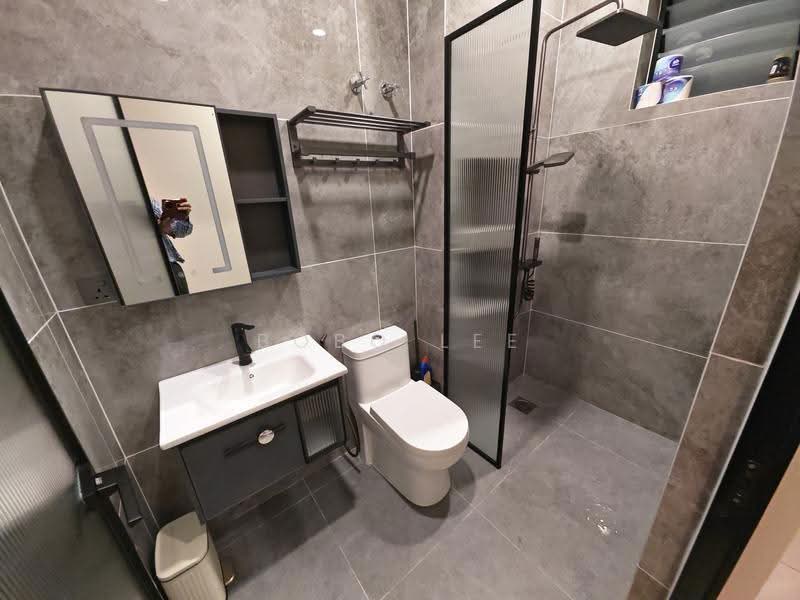 Rumah Teres untuk Dijual di Taman Overseas Union (Taman Oug) (Jalan Klang Lama (Old Klang Road)) - Bobo Lee - Bathroom - PropertyGuru.com.my