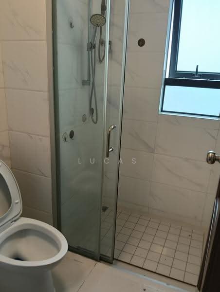 Apartment for Rent at Starview Bay @ Forest City - Lucas Tan - Bathroom - PropertyGuru.com.my