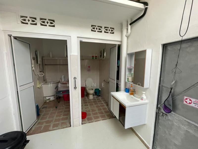 Semi-Detached House for Sale in George Town (Penang) - Sherlene Choo - Bathroom - PropertyGuru.com.my