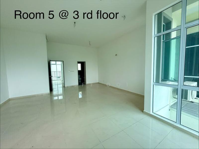 3-storey Terraced House for Sale in Kampung Bukit (Bayan Lepas) - Jeff Ooi - Living Room - PropertyGuru.com.my