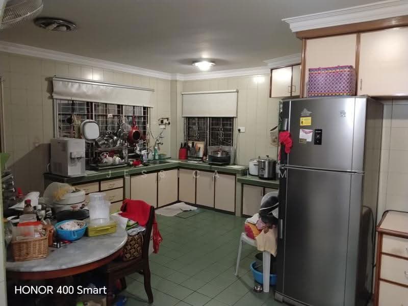 Rumah Teres 2-Tingkat untuk Dijual di Seri Kembangan (Selangor) - Jessica Lim - Kitchen - PropertyGuru.com.my