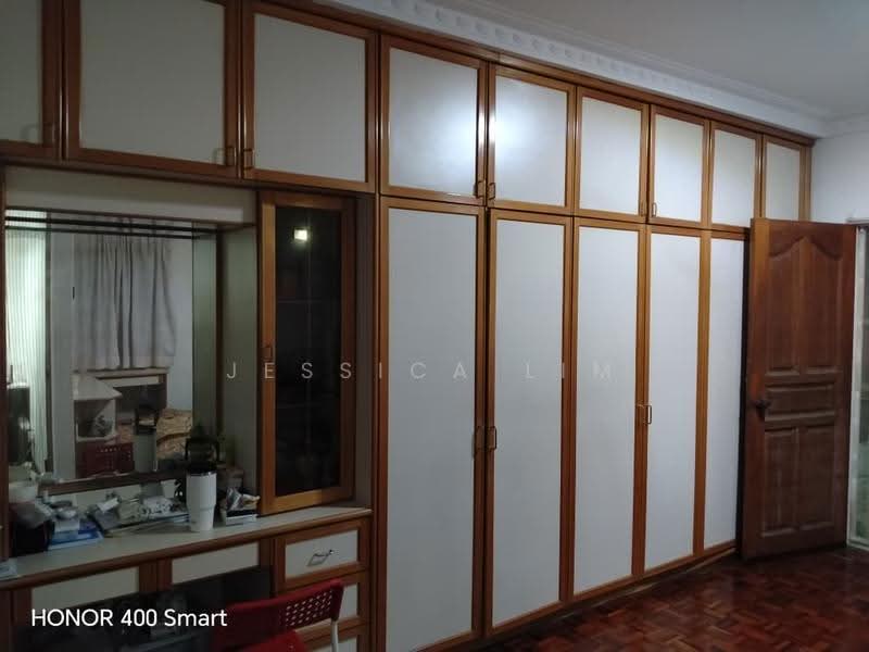 Rumah Teres 2-Tingkat untuk Dijual di Seri Kembangan (Selangor) - Jessica Lim - Bedroom - PropertyGuru.com.my