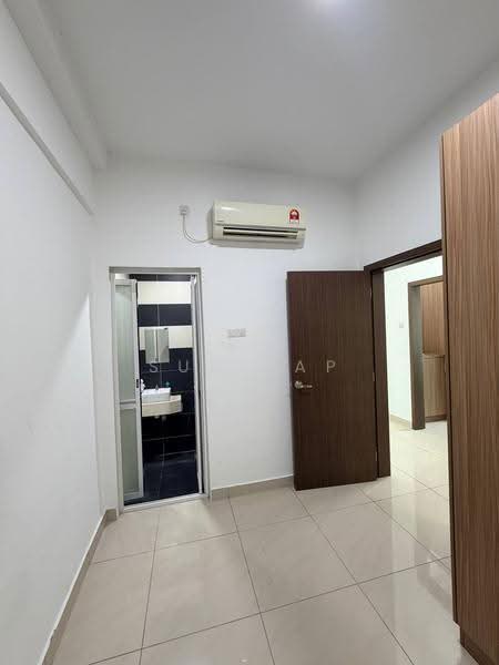 Service Residence for Rent at D'Secret Garden (Pangsapuri Kempas Indah) - Sun Yap - Interior - PropertyGuru.com.my
