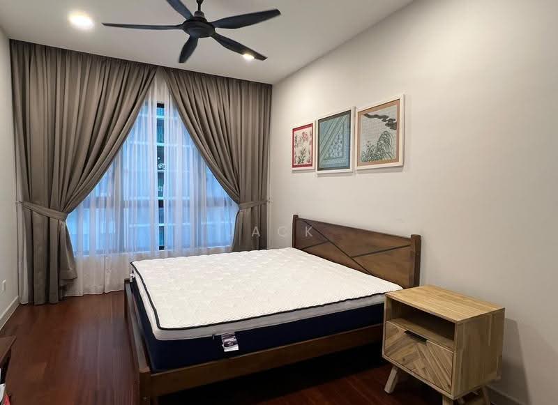 Kondominium untuk Disewa di Residensi Astrea - Jack Chan - Bedroom - PropertyGuru.com.my