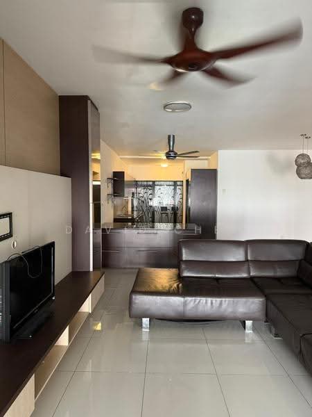Rumah Teres 3-Tingkat untuk Dijual di Lake Fields (Sungai Besi) - David Chee - Living Room - PropertyGuru.com.my