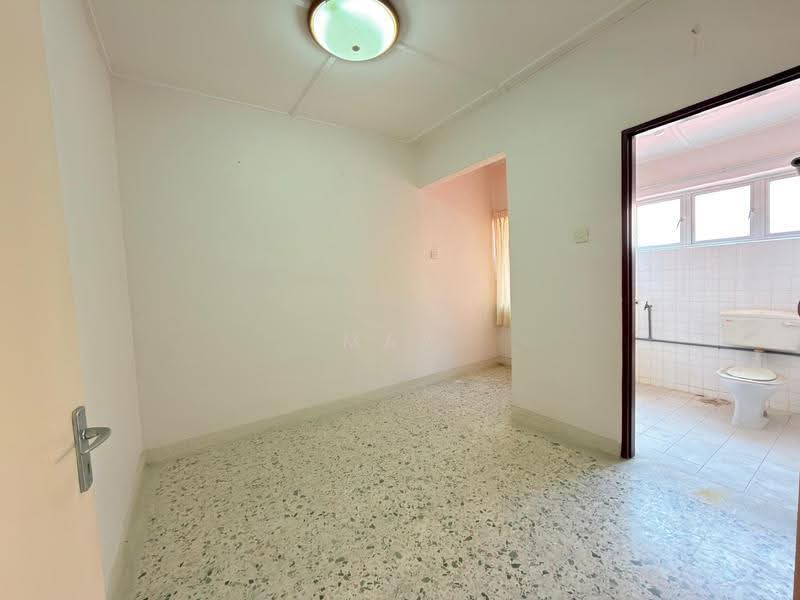 Terraced House for Sale in Taman Berlian Biru (Kluang) - May Tan - Bathroom - PropertyGuru.com.my