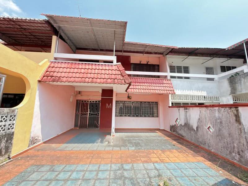 Terraced House for Sale in Taman Berlian Biru (Kluang) - May Tan - Exterior - PropertyGuru.com.my