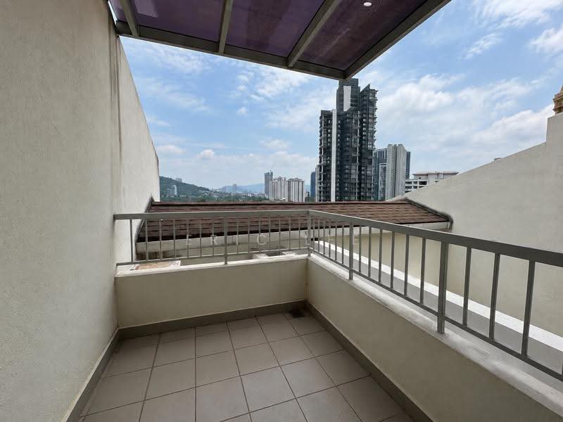 Rumah Berkembar untuk Dijual di Mont Kiara (Kuala Lumpur) - Eric Lee - Balcony - PropertyGuru.com.my