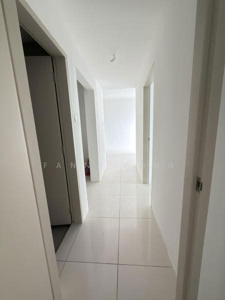 Apartment for Sale at Vivo Executive Apartment - Fanny Wong - Corridor - PropertyGuru.com.my