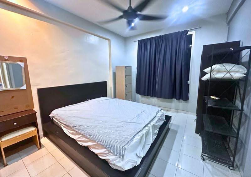 Condominium for Sale at Putra Place Condominium - Clifton Chee - Bedroom - PropertyGuru.com.my