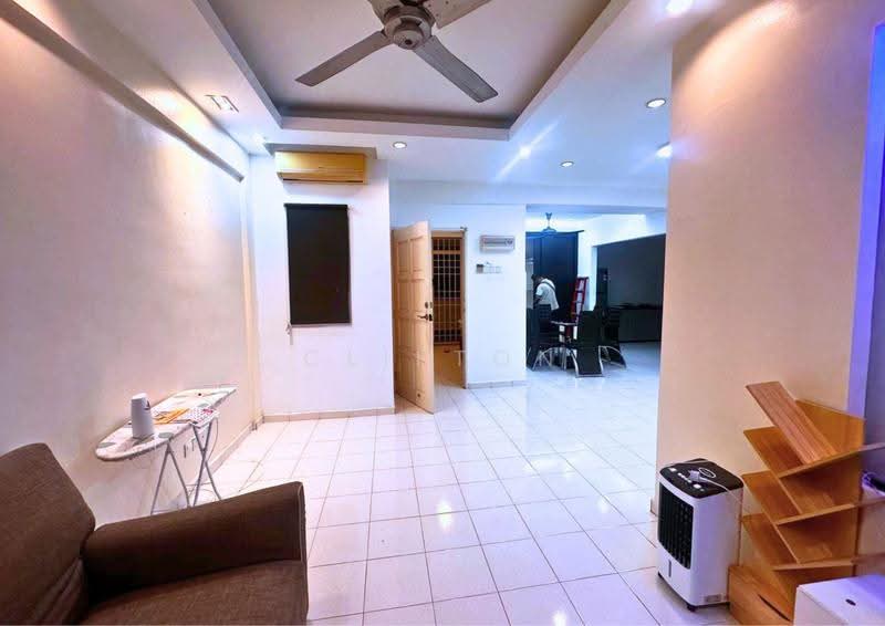 Condominium for Sale at Putra Place Condominium - Clifton Chee - Living Room - PropertyGuru.com.my