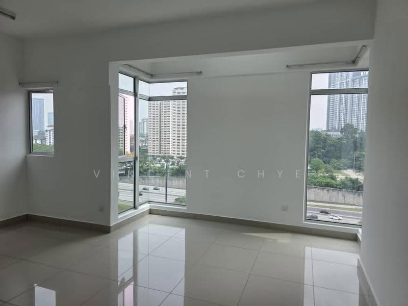 Kondominium untuk Dijual di Kiara Residence 2 (Residensi Kiara Jalil 2) - Vincent Chye - Living Room - PropertyGuru.com.my